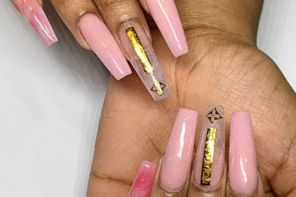 Clover Nail Spa Chesapeake