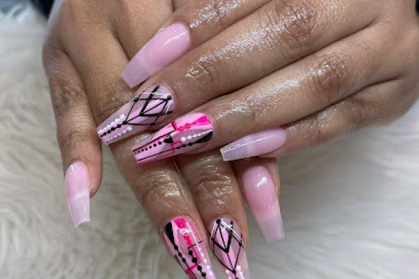 Lush Nail Bar Grant Park