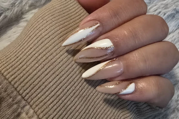 Luxe Nail Spa by Lisa